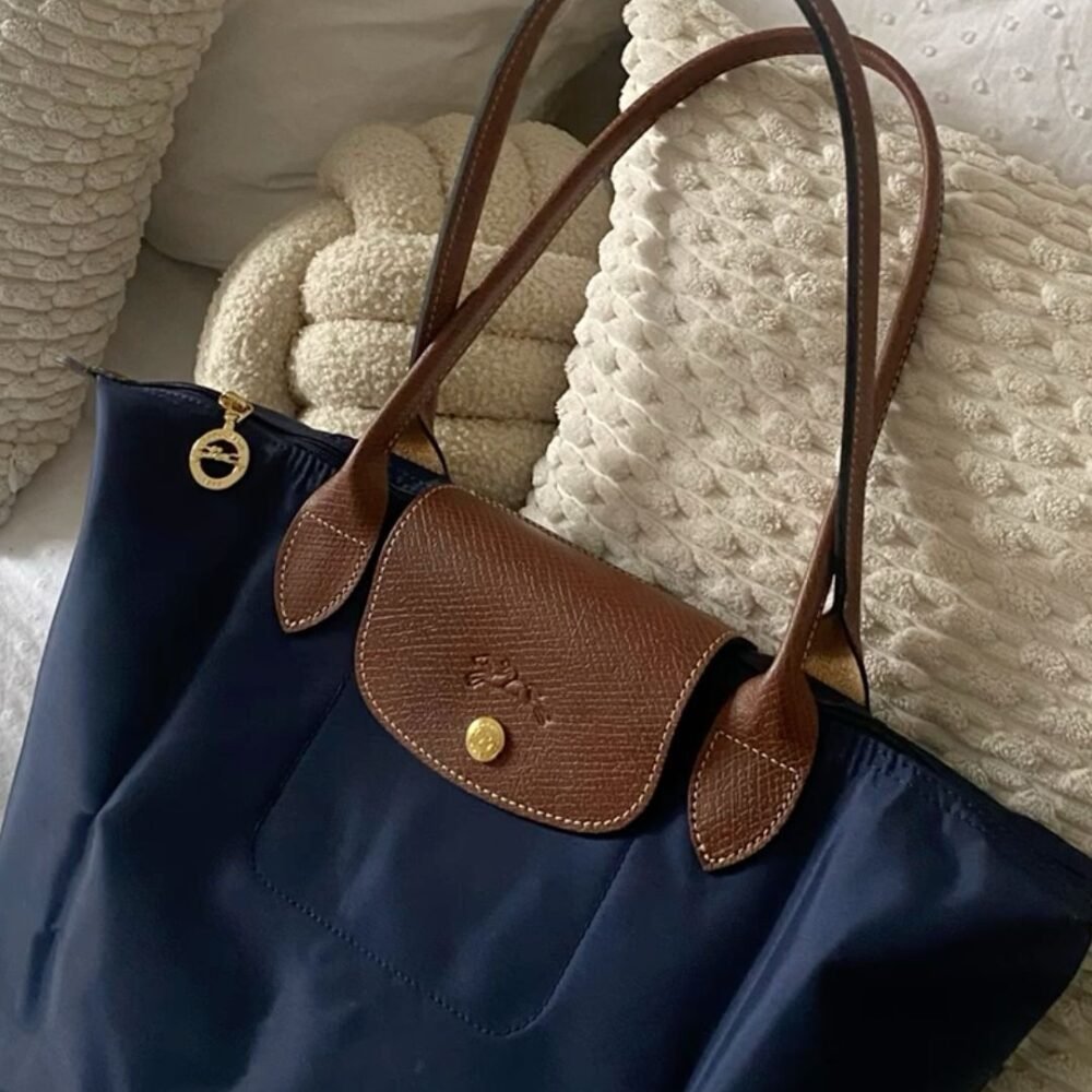 Shop Primary Image Shop Primary Image