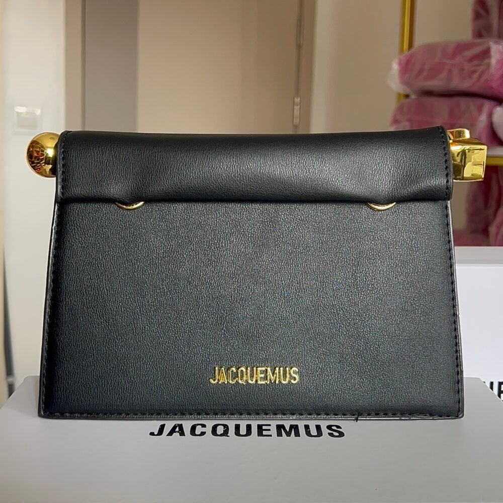 Jacquemus La pochette clutch(wholesale and retail)