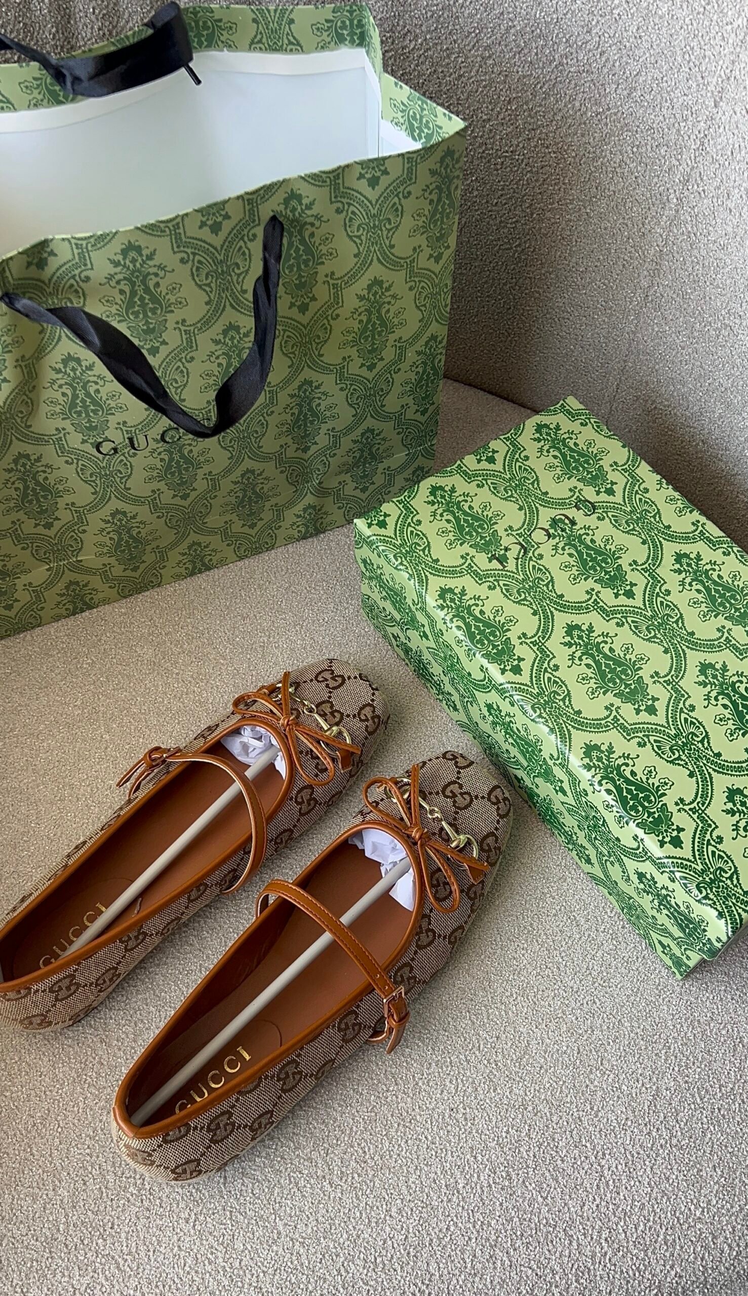 GUCCI BALLET FLATS - Image 2